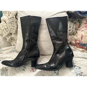 VINTAGE 90's DONNA KARAN WESTERN CURVED HEEL LEATHER BOOTS MADE IN ITALY 8